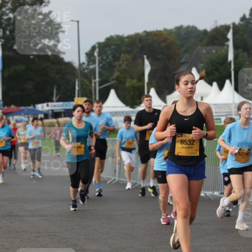 13.09.2026 - Kiel Lauf Andreas Tolksdorf http://msf.ph/oto/10291194 13.09.2026 09:25:12 Kiellinie 6599, 1, 38, 8532, 12190, 39, 12376 meine-sportfotos.de