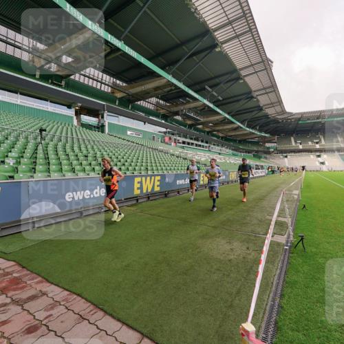 13.09.2026 - 21. swb-Marathon Bremen Michael Burmester http://msf.ph/oto/10291215 13.09.2026 10:24:03 Laufen im Stadion 10235, 10328, 10337, 10341, 10441, 10520, 10575, 10592, 10593, 10618, 10632, 10775, 10782, 10972, 11042, 11127, 11143, 11198, 11201, 11227, 11373, 11426, 11442, 11527, 11607, 11628, 11630, 11632, 11704, 11713, 11721, 11779, 11826, 11895, 11903, 12053, 12144, 12209, 12246, 12281, 12339, 12370, 12395, 12404, 12406, 12442, 12468, 12469, 12477, 12525, 13513, 13519, 13520, 13556, 13563, 13566, 13580, 13585, 13586, 13616, 13641, 13642, 10261, 10366 meine-sportfotos.de