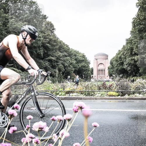 13.09.2026 - Stadtparktriathlon H.Heesch http://msf.ph/oto/10291216 13.09.2026 11:58:39 Radfahren 877, 888, 894 meine-sportfotos.de