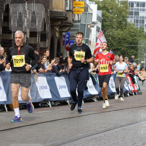 13.09.2026 - 21. swb-Marathon Bremen Strokosch-Dieckow http://msf.ph/oto/10291245 13.09.2026 10:45:54 Ziel 10318, 10352, 10464, 10536, 10541, 10583, 10987, 11063, 11088, 11209, 11232, 11478, 11559, 11749, 11835, 11845, 12087, 12290, 12355, 12534, 13532, 13628, 10447, 10992, 11956, 12556, 12557, 13529, 13612 meine-sportfotos.de