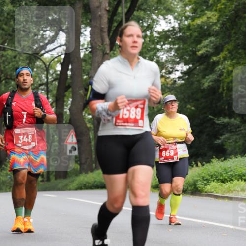 13.09.2026 - 21. swb-Marathon Bremen TobiasT http://msf.ph/oto/10291247 13.09.2026 12:34:13 Laufen 348, 1589, 669 meine-sportfotos.de