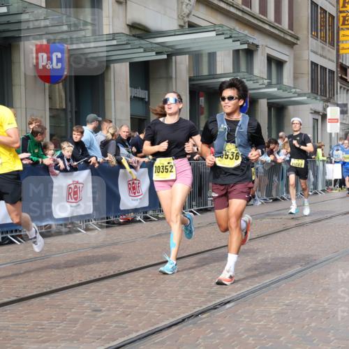 13.09.2026 - 21. swb-Marathon Bremen Strokosch-Dieckow http://msf.ph/oto/10291251 13.09.2026 10:45:26 Ziel 10436, 10464, 10541, 10583, 10987, 11015, 11063, 11209, 11279, 11559, 11749, 11762, 11845, 12033, 12069, 12087, 12290, 12355, 13532, 13595, 13628, 10143, 10214, 10318, 10352, 10398, 10536, 10866, 11020, 11088, 11209, 11232, 11396, 11478, 11695, 11749, 11835, 12054, 12475, 12534, 13591 meine-sportfotos.de