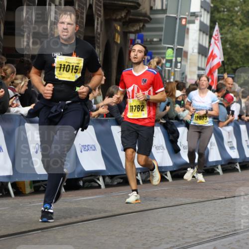 13.09.2026 - 21. swb-Marathon Bremen Strokosch-Dieckow http://msf.ph/oto/10291279 13.09.2026 10:45:55 Ziel 10318, 10352, 10464, 10536, 10541, 10583, 10987, 11063, 11088, 11209, 11232, 11478, 11559, 11749, 11845, 12087, 12290, 12355, 12534, 13532, 13595, 13628, 10447, 10992, 11925, 11956, 12556, 12557, 13529, 13612, 13640 meine-sportfotos.de