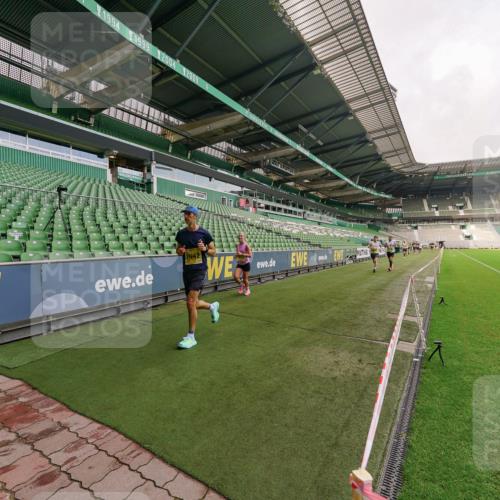 13.09.2026 - 21. swb-Marathon Bremen Michael Burmester http://msf.ph/oto/10291282 13.09.2026 10:24:26 Laufen im Stadion 10235, 10328, 10336, 10337, 10341, 10358, 10456, 10520, 10575, 10592, 10593, 10618, 10632, 10775, 10782, 10816, 10861, 10972, 11042, 11127, 11143, 11198, 11201, 11265, 11373, 11375, 11426, 11442, 11468, 11527, 11607, 11615, 11628, 11630, 11632, 11704, 11713, 11721, 11758, 11779, 11826, 11895, 11903, 11948, 12053, 12144, 12246, 12281, 12339, 12404, 12406, 12442, 12468, 12469, 12477, 12525, 13520, 13556, 13563, 13566, 13580, 13585, 13586, 13642, 10261 meine-sportfotos.de