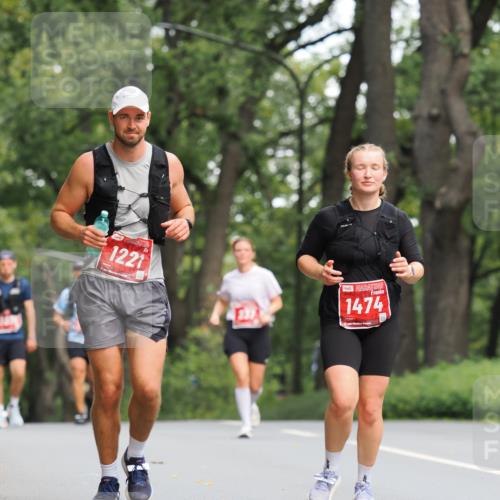 13.09.2026 - 21. swb-Marathon Bremen TobiasT http://msf.ph/oto/10291304 13.09.2026 12:34:34 Laufen 1221, 21, 1474 meine-sportfotos.de