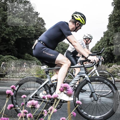 13.09.2026 - Stadtparktriathlon H.Heesch http://msf.ph/oto/10291307 13.09.2026 11:59:33 Radfahren 902, 957, 971, 1035, 1066 meine-sportfotos.de