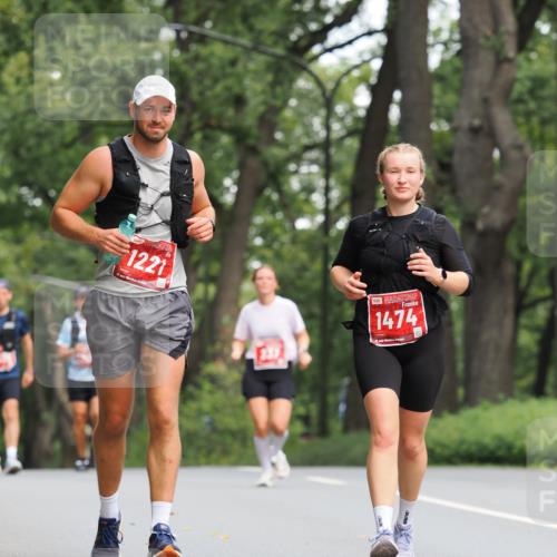 13.09.2026 - 21. swb-Marathon Bremen TobiasT http://msf.ph/oto/10291317 13.09.2026 12:34:34 Laufen 1221, 1474 meine-sportfotos.de