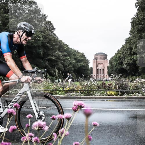 13.09.2026 - Stadtparktriathlon H.Heesch http://msf.ph/oto/10291318 13.09.2026 11:59:36 Radfahren 851, 902, 957, 971, 1066 meine-sportfotos.de