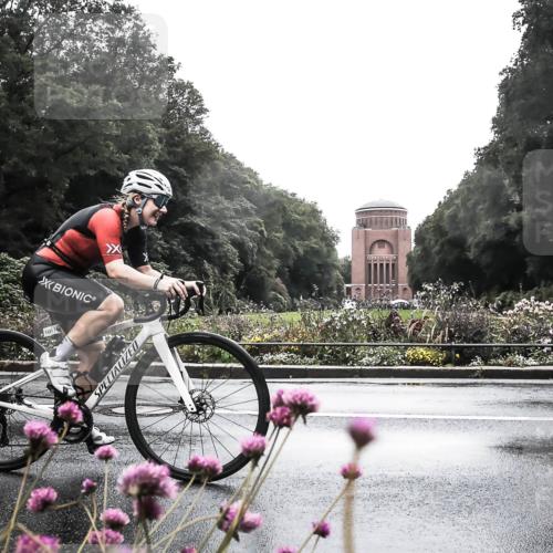 13.09.2026 - Stadtparktriathlon H.Heesch http://msf.ph/oto/10291321 13.09.2026 13:07:53 Radfahren 1221, 1400, 1428 meine-sportfotos.de