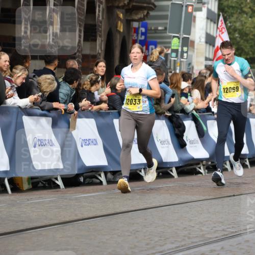 13.09.2026 - 21. swb-Marathon Bremen Strokosch-Dieckow http://msf.ph/oto/10291341 13.09.2026 10:45:57 Ziel 10318, 10352, 10464, 10536, 10541, 10583, 10987, 11015, 11063, 11088, 11209, 11232, 11279, 11559, 11749, 11845, 12087, 12290, 12355, 13532, 13595, 13628, 10447, 10992, 11925, 11956, 13529, 13609, 13612, 13640 meine-sportfotos.de