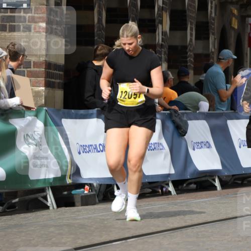 13.09.2026 - 21. swb-Marathon Bremen Strokosch-Dieckow http://msf.ph/oto/10291347 13.09.2026 11:16:28 Ziel 10665, 11026, 11081, 11139, 11181, 11200, 11217, 11264, 11385, 11448, 11549, 11573, 11613, 11768, 12046, 12151, 12306, 12539, 13508, 12102, 12158 meine-sportfotos.de