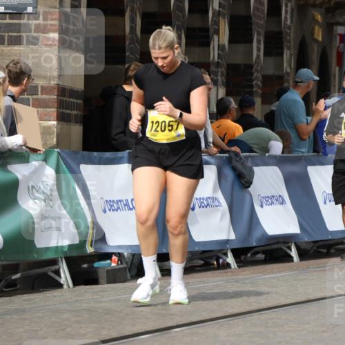 13.09.2026 - 21. swb-Marathon Bremen Strokosch-Dieckow http://msf.ph/oto/10291361 13.09.2026 11:16:28 Ziel 10665, 11026, 11081, 11139, 11181, 11200, 11217, 11264, 11385, 11448, 11549, 11573, 11613, 11768, 12046, 12151, 12306, 12539, 13508, 12102, 12158 meine-sportfotos.de