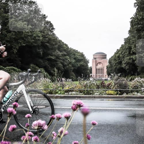 13.09.2026 - Stadtparktriathlon H.Heesch http://msf.ph/oto/10291373 13.09.2026 11:59:49 Radfahren 805, 986, 1026, 1055 meine-sportfotos.de