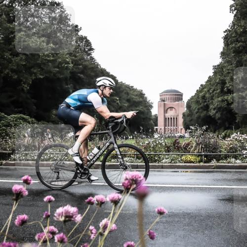 13.09.2026 - Stadtparktriathlon H.Heesch http://msf.ph/oto/10291403 13.09.2026 11:59:57 Radfahren 751, 895, 1011, 1067 meine-sportfotos.de
