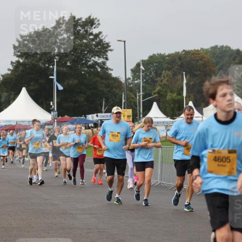 13.09.2026 - Kiel Lauf Andreas Tolksdorf http://msf.ph/oto/10291556 13.09.2026 09:25:21 Kiellinie 6797, 2437, 9934, 0033, 367, 4605 meine-sportfotos.de
