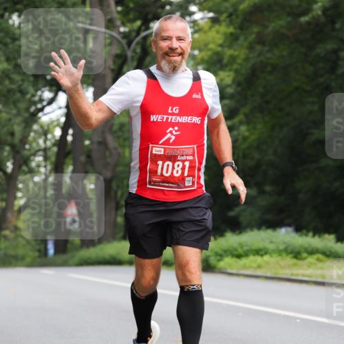 13.09.2026 - 21. swb-Marathon Bremen TobiasT http://msf.ph/oto/10291617 13.09.2026 12:35:40 Laufen 1081, 21, 20 meine-sportfotos.de