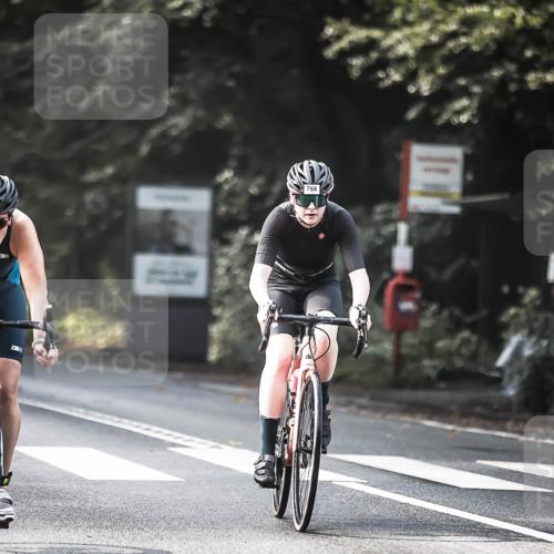 13.09.2026 - Stadtparktriathlon H.Heesch http://msf.ph/oto/10291619 13.09.2026 11:25:36 Radfahren 593, 625, 683, 766, 771, 818 meine-sportfotos.de