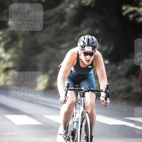 13.09.2026 - Stadtparktriathlon H.Heesch http://msf.ph/oto/10291626 13.09.2026 11:25:36 Radfahren 593, 625, 683, 766, 771, 818 meine-sportfotos.de