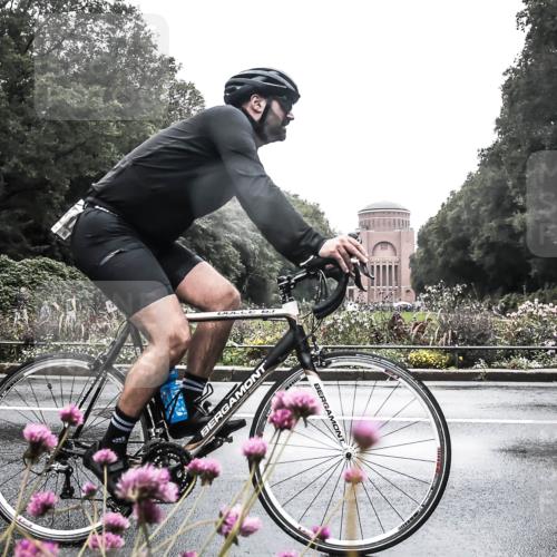 13.09.2026 - Stadtparktriathlon H.Heesch http://msf.ph/oto/10291627 13.09.2026 13:09:34 Radfahren 1189, 1243, 1299, 1321, 1357, 1366 meine-sportfotos.de
