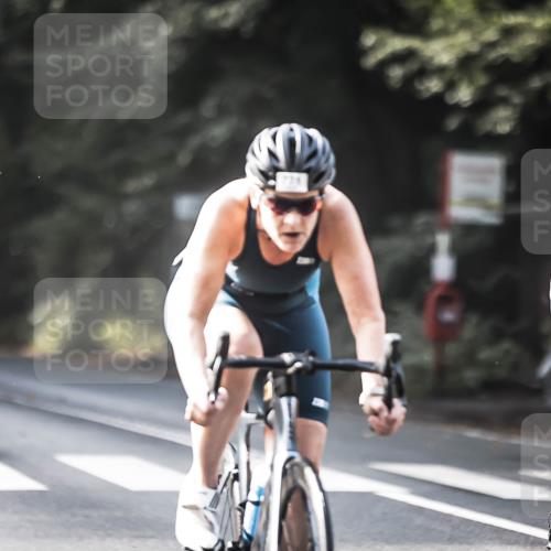 13.09.2026 - Stadtparktriathlon H.Heesch http://msf.ph/oto/10291635 13.09.2026 11:25:36 Radfahren 593, 625, 683, 766, 771, 818 meine-sportfotos.de