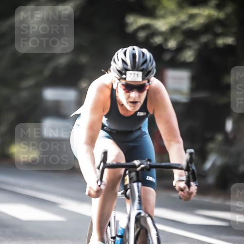 13.09.2026 - Stadtparktriathlon H.Heesch http://msf.ph/oto/10291644 13.09.2026 11:25:36 Radfahren 593, 625, 683, 766, 771, 818 meine-sportfotos.de