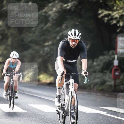 13.09.2026 - Stadtparktriathlon H.Heesch http://msf.ph/oto/10291714 13.09.2026 11:25:43 Radfahren 593, 603, 625, 801, 810 meine-sportfotos.de