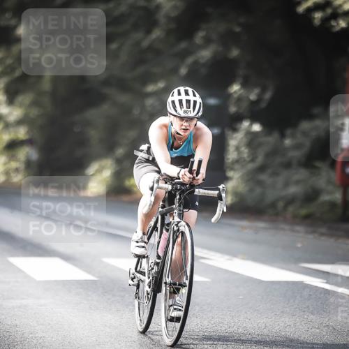 13.09.2026 - Stadtparktriathlon H.Heesch http://msf.ph/oto/10291720 13.09.2026 11:25:44 Radfahren 593, 603, 625, 801, 810 meine-sportfotos.de