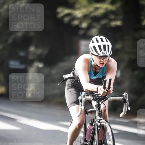 13.09.2026 - Stadtparktriathlon H.Heesch http://msf.ph/oto/10291741 13.09.2026 11:25:45 Radfahren 593, 603, 801, 810, 814 meine-sportfotos.de