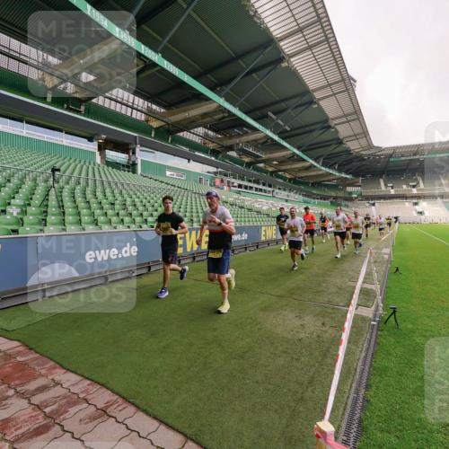 13.09.2026 - 21. swb-Marathon Bremen Michael Burmester http://msf.ph/oto/10291745 13.09.2026 10:26:38 Laufen im Stadion 10096, 10142, 10143, 10172, 10210, 10214, 10228, 10231, 10269, 10289, 10310, 10312, 10318, 10319, 10342, 10346, 10352, 10398, 10436, 10445, 10447, 10454, 10464, 10489, 10504, 10514, 10536, 10541, 10566, 10583, 10628, 10638, 10735, 10742, 10744, 10806, 10807, 10861, 10866, 10873, 10897, 10898, 10956, 10987, 10988, 10992, 11015, 11019, 11020, 11060, 11063, 11088, 11108, 11110, 11130, 11135, 11155, 11187, 11193, 11199, 11209, 11232, 11279, 11312, 11447, 11614 meine-sportfotos.de