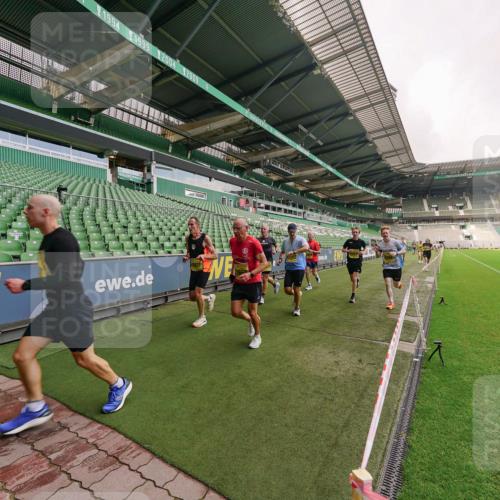 13.09.2026 - 21. swb-Marathon Bremen Michael Burmester http://msf.ph/oto/10291784 13.09.2026 10:26:43 Laufen im Stadion 10096, 10142, 10143, 10172, 10210, 10214, 10228, 10231, 10269, 10289, 10310, 10312, 10318, 10319, 10342, 10346, 10352, 10398, 10436, 10445, 10447, 10454, 10464, 10489, 10504, 10514, 10536, 10541, 10566, 10583, 10628, 10638, 10735, 10742, 10744, 10806, 10807, 10866, 10873, 10897, 10898, 10956, 10987, 10988, 10992, 11015, 11019, 11020, 11060, 11063, 11088, 11108, 11110, 11130, 11135, 11148, 11155, 11187, 11193, 11199, 11209, 11232, 11279, 11312, 11447, 11614 meine-sportfotos.de
