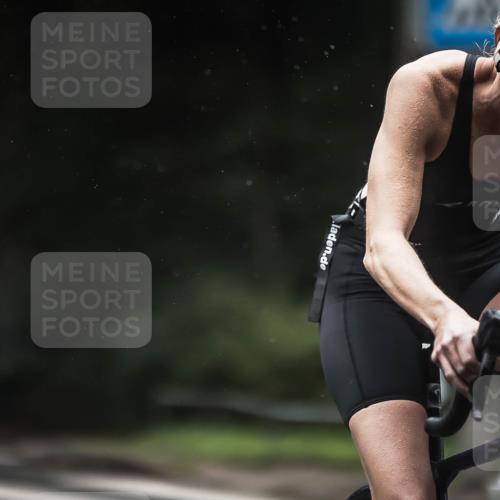 13.09.2026 - Stadtparktriathlon H.Heesch http://msf.ph/oto/10291786 13.09.2026 12:43:09 Radfahren 1073, 1178, 1301, 1303 meine-sportfotos.de
