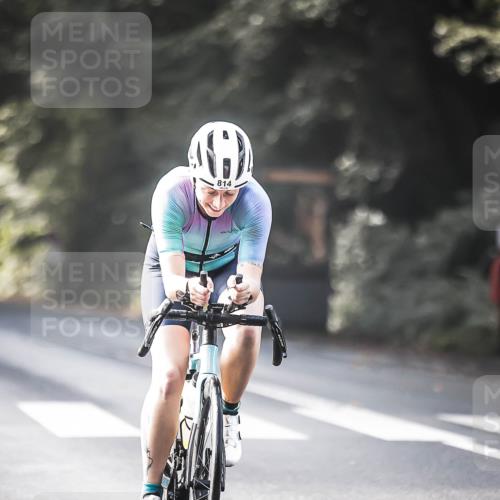 13.09.2026 - Stadtparktriathlon H.Heesch http://msf.ph/oto/10291801 13.09.2026 11:25:51 Radfahren 810, 814 meine-sportfotos.de
