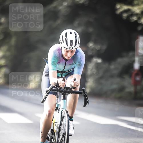 13.09.2026 - Stadtparktriathlon H.Heesch http://msf.ph/oto/10291810 13.09.2026 11:25:51 Radfahren 810, 814 meine-sportfotos.de