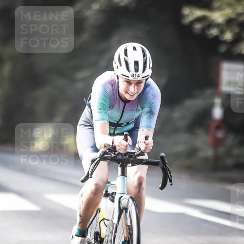 13.09.2026 - Stadtparktriathlon H.Heesch http://msf.ph/oto/10291815 13.09.2026 11:25:52 Radfahren 810, 814 meine-sportfotos.de