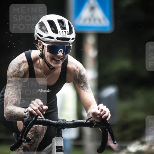 13.09.2026 - Stadtparktriathlon H.Heesch http://msf.ph/oto/10291818 13.09.2026 12:43:12 Radfahren 1073, 1178, 1195, 1301 meine-sportfotos.de