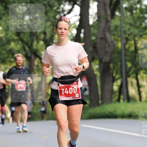 13.09.2026 - 21. swb-Marathon Bremen TobiasT http://msf.ph/oto/10291819 13.09.2026 12:37:24 Laufen 1400, 21 meine-sportfotos.de