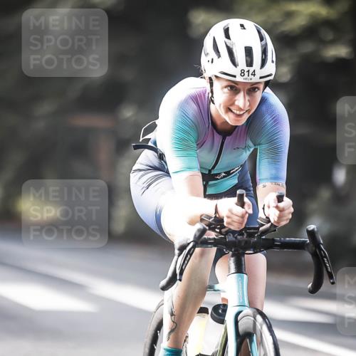 13.09.2026 - Stadtparktriathlon H.Heesch http://msf.ph/oto/10291826 13.09.2026 11:25:52 Radfahren 810, 814 meine-sportfotos.de