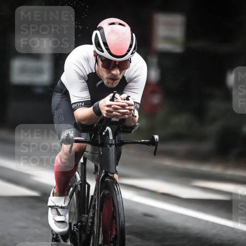 13.09.2026 - Stadtparktriathlon H.Heesch http://msf.ph/oto/10291833 13.09.2026 12:43:14 Radfahren 1073, 1178, 1195, 1301 meine-sportfotos.de