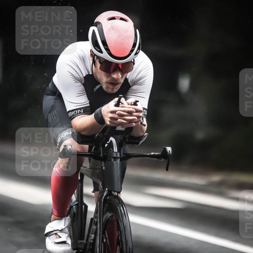 13.09.2026 - Stadtparktriathlon H.Heesch http://msf.ph/oto/10291841 13.09.2026 12:43:14 Radfahren 1073, 1178, 1195, 1301 meine-sportfotos.de
