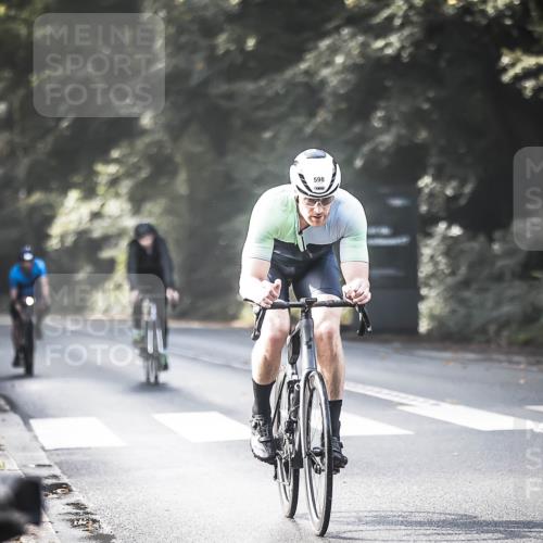 13.09.2026 - Stadtparktriathlon H.Heesch http://msf.ph/oto/10291849 13.09.2026 11:26:01 Radfahren 598, 616, 697, 1797 meine-sportfotos.de