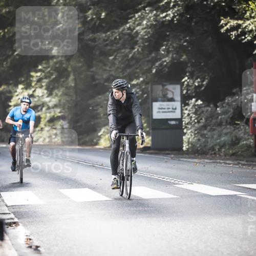 13.09.2026 - Stadtparktriathlon H.Heesch http://msf.ph/oto/10291874 13.09.2026 11:26:02 Radfahren 598, 616, 697, 1797, 1798 meine-sportfotos.de