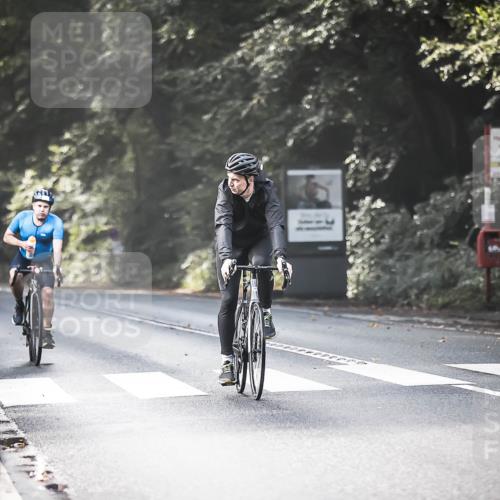 13.09.2026 - Stadtparktriathlon H.Heesch http://msf.ph/oto/10291878 13.09.2026 11:26:02 Radfahren 598, 616, 697, 1797, 1798 meine-sportfotos.de
