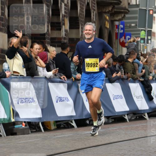 13.09.2026 - 21. swb-Marathon Bremen Strokosch-Dieckow http://msf.ph/oto/10291912 13.09.2026 10:46:15 Ziel 10436, 11015, 11279, 11762, 11956, 12033, 12069, 12556, 12557, 13529, 13595, 13612, 10228, 11110, 11287, 11356, 11926 meine-sportfotos.de