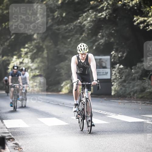 13.09.2026 - Stadtparktriathlon H.Heesch http://msf.ph/oto/10291920 13.09.2026 11:26:08 Radfahren 616, 626, 629, 688, 697, 1797, 1798 meine-sportfotos.de