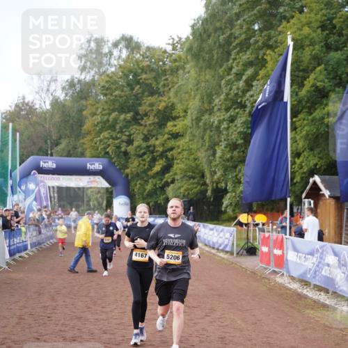 13.09.2026 - Airport Race Dennis Weichert http://msf.ph/oto/10291931 13.09.2026 10:32:08 Ziel 4167, 5091, 5192, 5206, 5237 meine-sportfotos.de