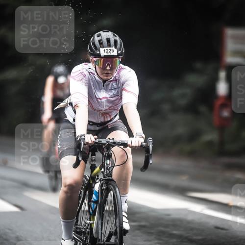 13.09.2026 - Stadtparktriathlon H.Heesch http://msf.ph/oto/10291936 13.09.2026 12:43:25 Radfahren 1077, 1104, 1113, 1199, 1211, 1229 meine-sportfotos.de