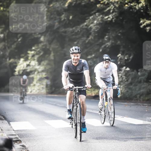 13.09.2026 - Stadtparktriathlon H.Heesch http://msf.ph/oto/10291954 13.09.2026 11:26:10 Radfahren 616, 626, 629, 688, 697, 703, 1798 meine-sportfotos.de