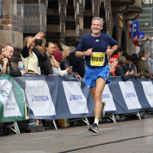 13.09.2026 - 21. swb-Marathon Bremen Strokosch-Dieckow http://msf.ph/oto/10291957 13.09.2026 10:46:15 Ziel 10436, 11015, 11279, 11762, 11956, 12033, 12069, 12556, 12557, 13529, 13595, 13612, 10228, 11110, 11287, 11356, 11926 meine-sportfotos.de