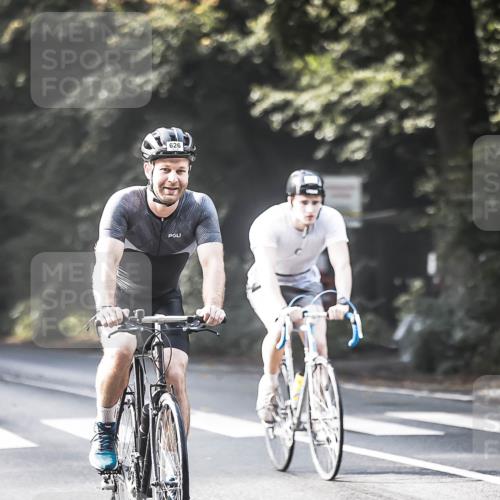 13.09.2026 - Stadtparktriathlon H.Heesch http://msf.ph/oto/10291966 13.09.2026 11:26:11 Radfahren 616, 626, 629, 688, 697, 703, 1798 meine-sportfotos.de