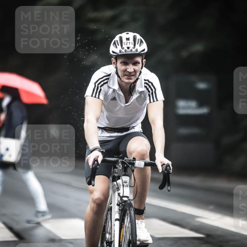 13.09.2026 - Stadtparktriathlon H.Heesch http://msf.ph/oto/10291990 13.09.2026 12:43:31 Radfahren 1104, 1113, 1132, 1199, 1211 meine-sportfotos.de